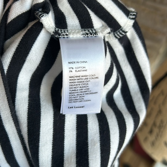 Kate Spade Saturday black and white stripe sleeveless mini dress w back cut out - Picture 10 of 15